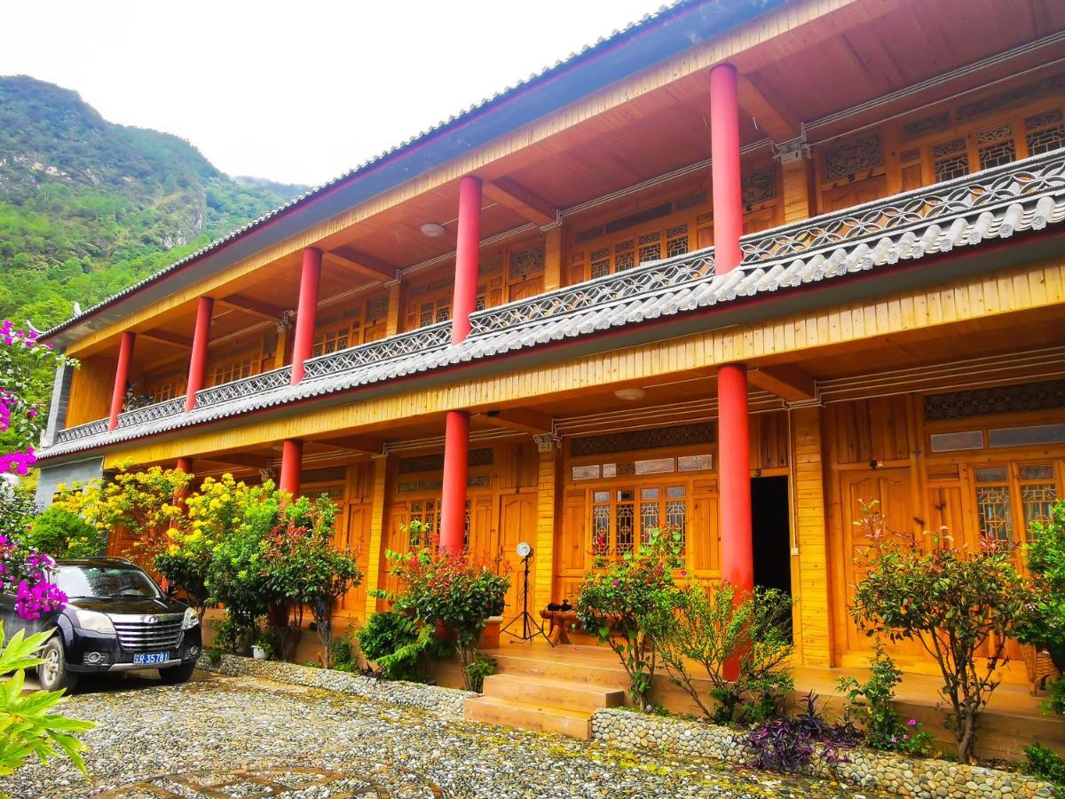 Tiger Leaping Gorge Tea Horse Gasthaus Shangri-La Exterior photo